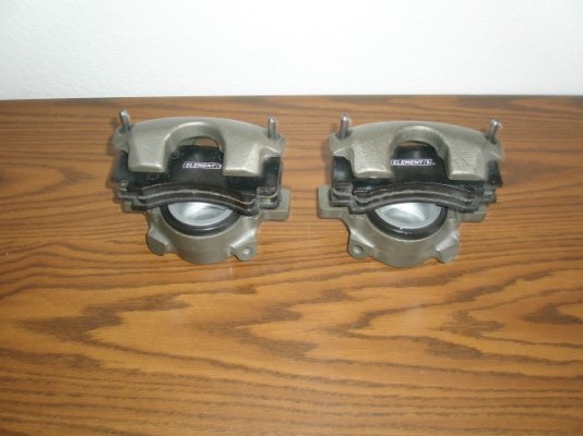 72 B Body Disc Brakes 009 (Small).JPG