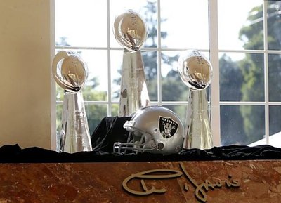 Oakland Raiders Super Bowl  Trophys #1.jpg